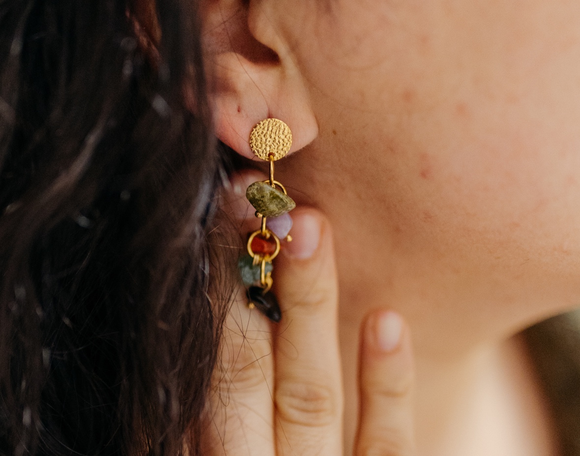 taller de joyas con vino